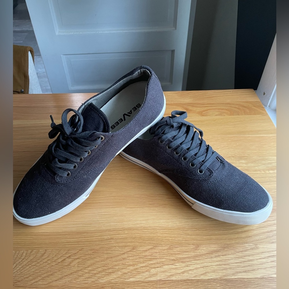 SeaVees Men’s Hermosa Plimsoll Standard shoes